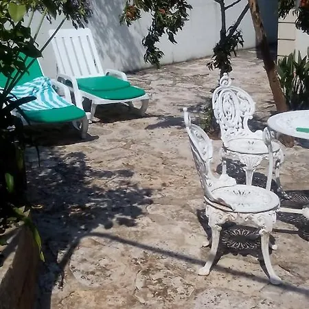 Joe's House Guest house *