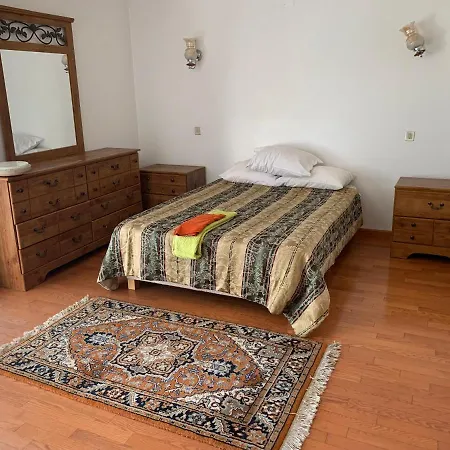 Joe's House Πανσιόν